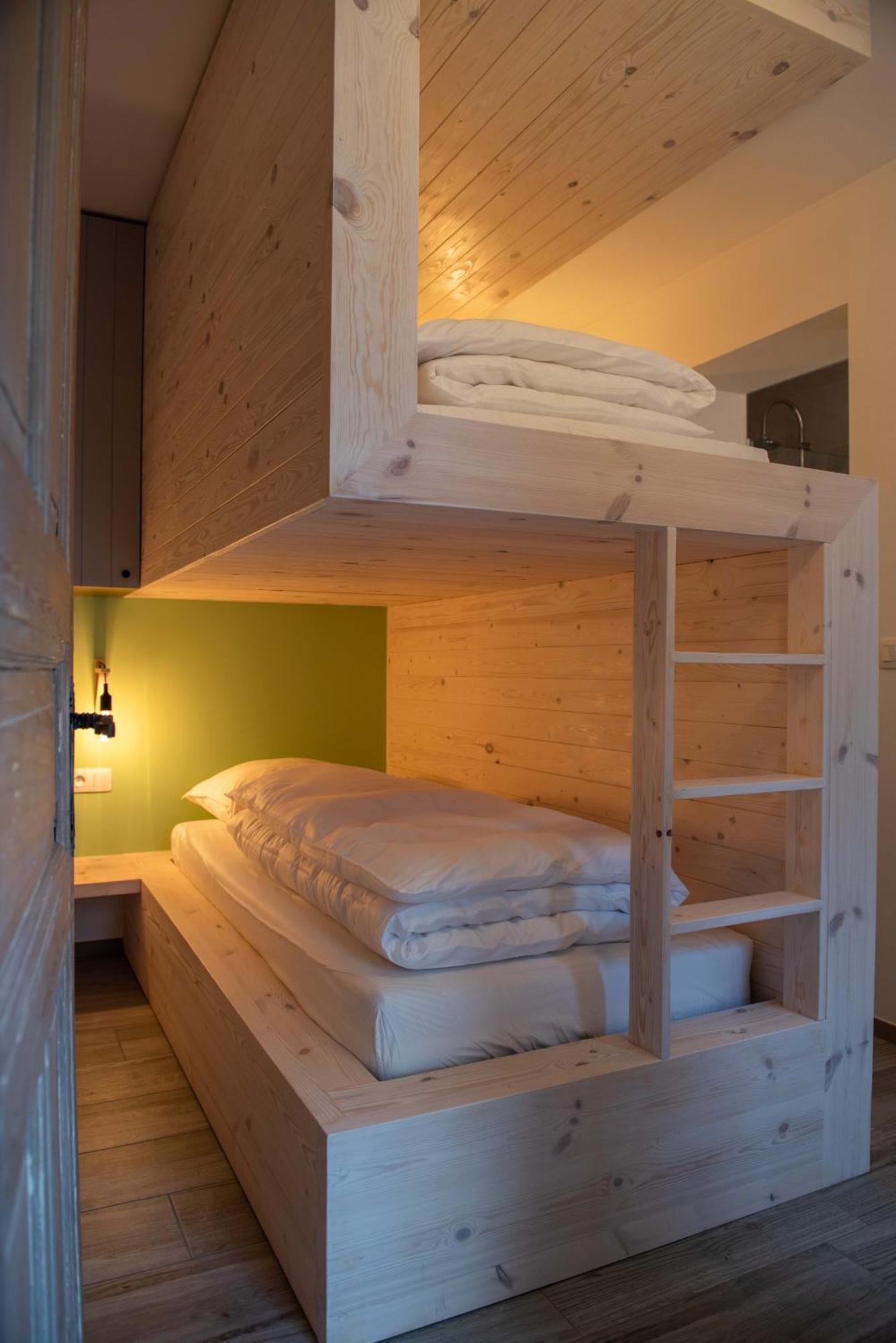 Time-Out Zussen Apartment Riemst Phòng bức ảnh
