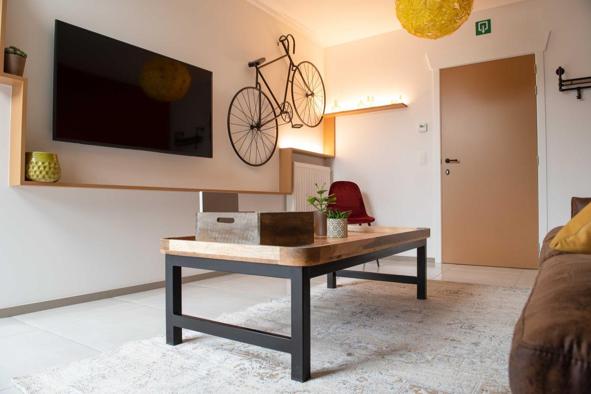 Time-Out Zussen Apartment Riemst Phòng bức ảnh